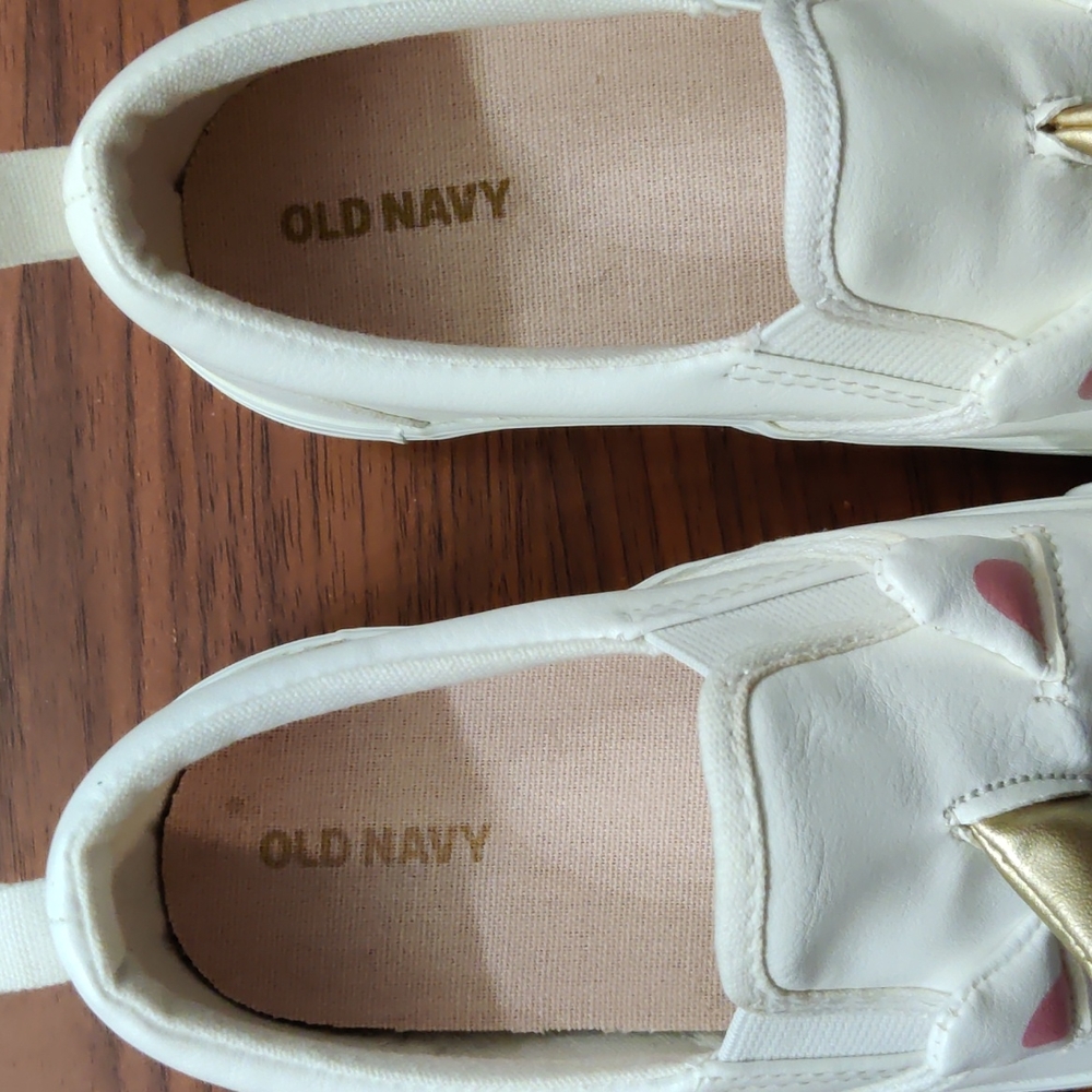 Old Navy Unicorn Shoes (10) - Picture 4 of 6